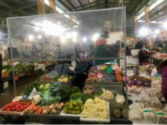 Giá đầu vào rau củ quả tăng, người mua thưa vắng